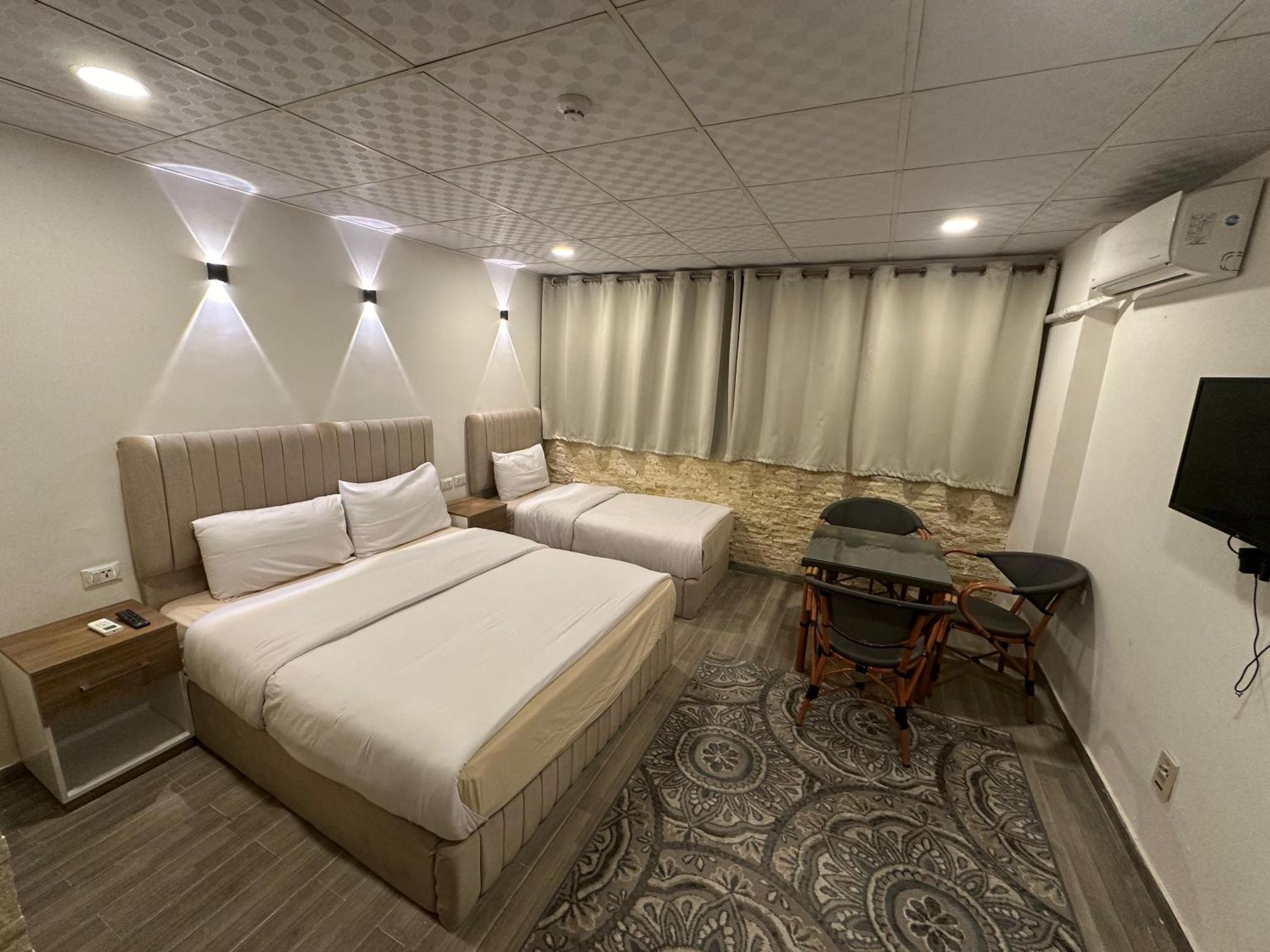 Egy Days Hotel Kairo Bagian luar foto